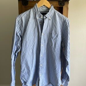 Men’s Tommy Hilfiger shirt